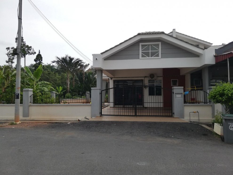 Samsiah Guest House Yayasan