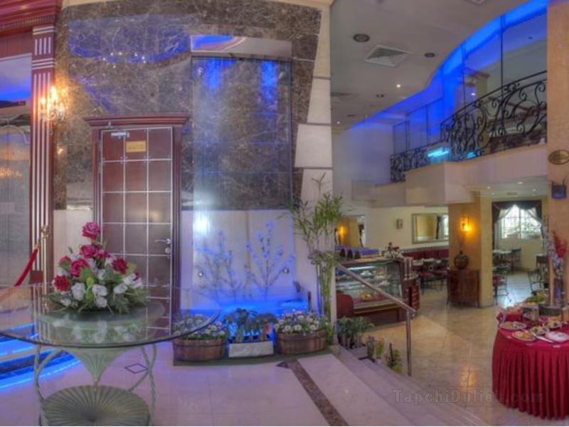 Khách sạn Al Maha Regency Suites