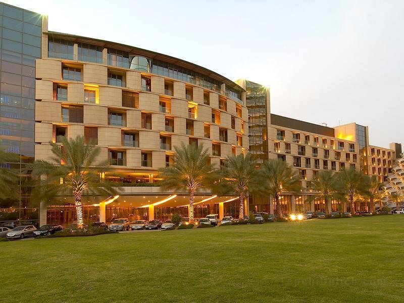 Khách sạn Al Faisaliah