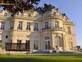 Khách sạn Tiara Chateau Mont Royal Chantilly