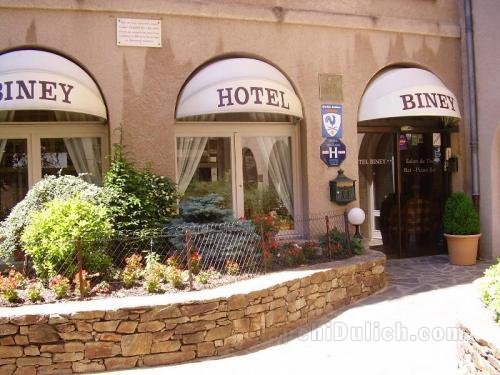 Khách sạn Biney