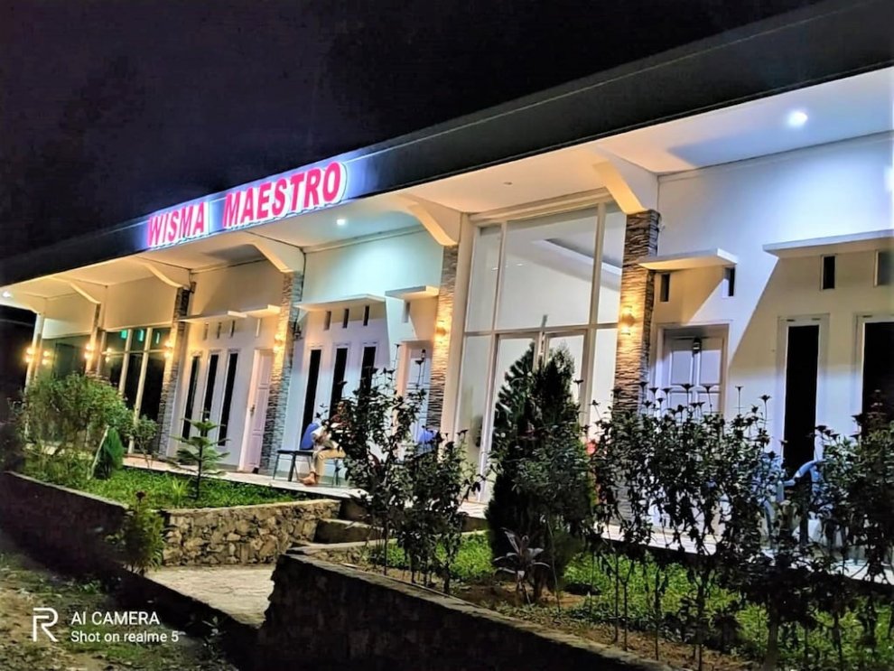 梅斯特羅托拉賈旅館