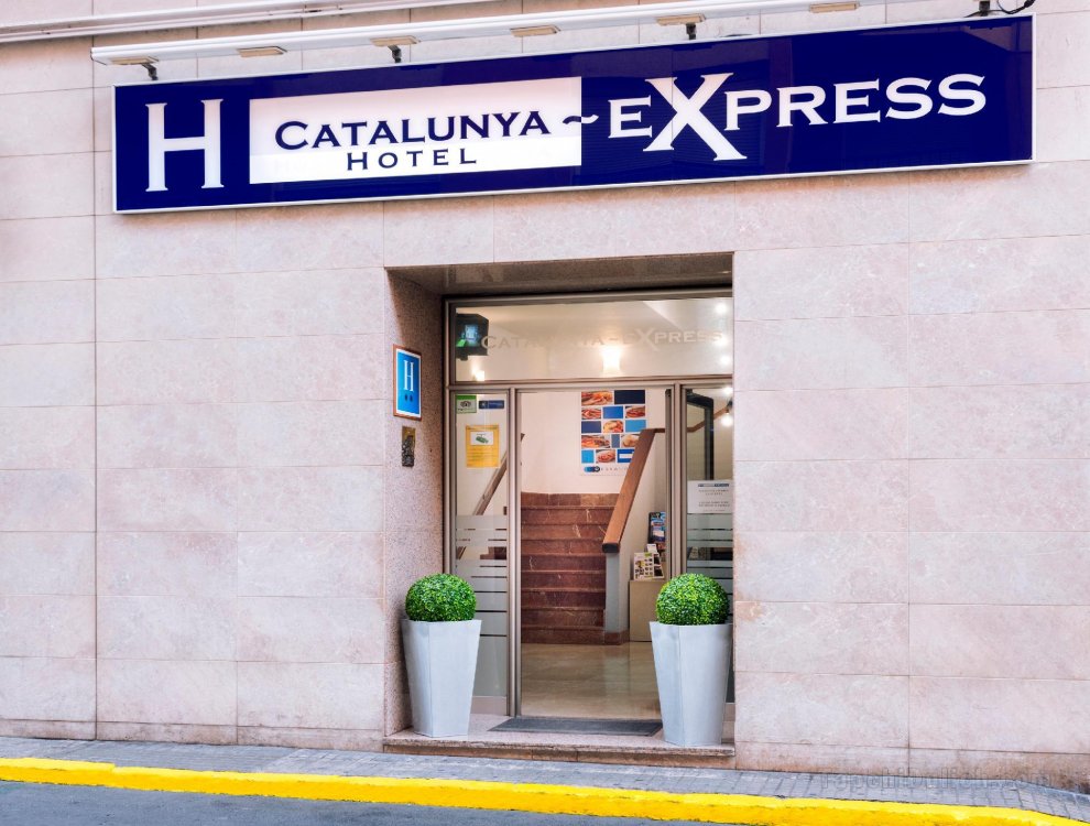 Khách sạn Catalunya Express