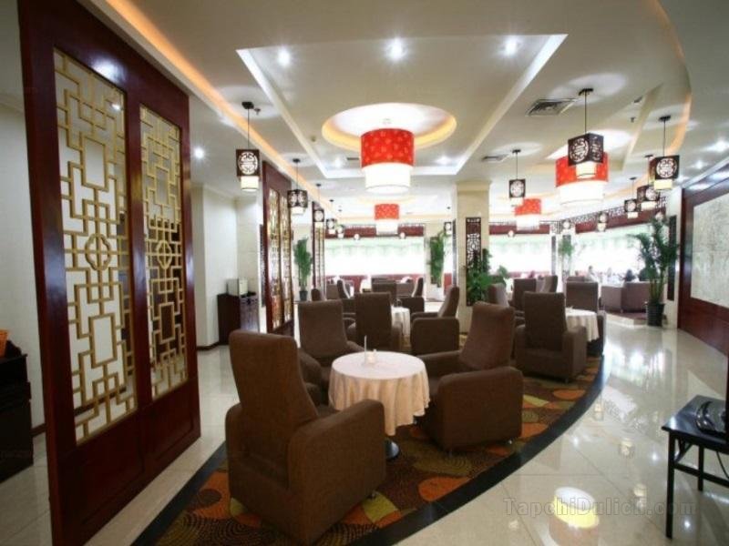 Khách sạn Chengdu Pearl International