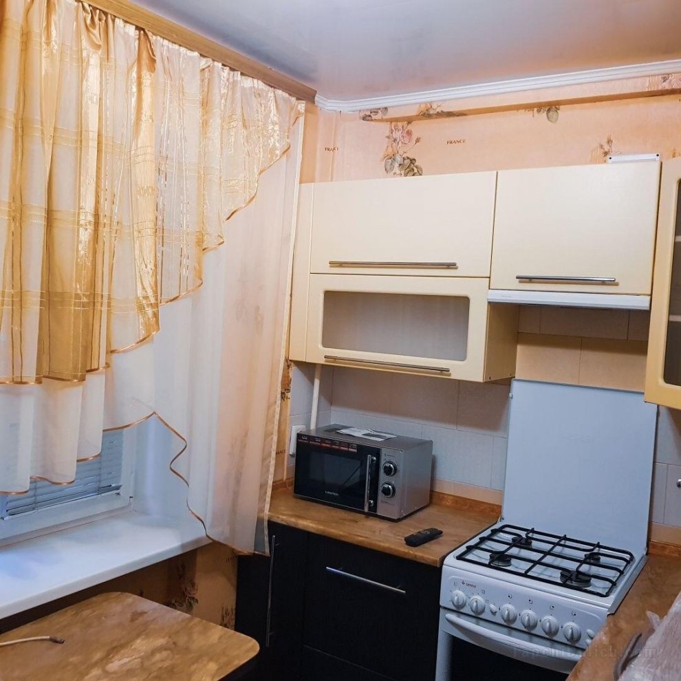 34平方米開放式公寓 (科穆納爾斯基區) - 有1間私人浴室