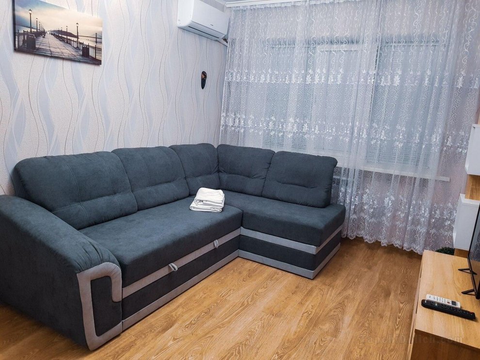 34平方米開放式公寓 (科穆納爾斯基區) - 有1間私人浴室