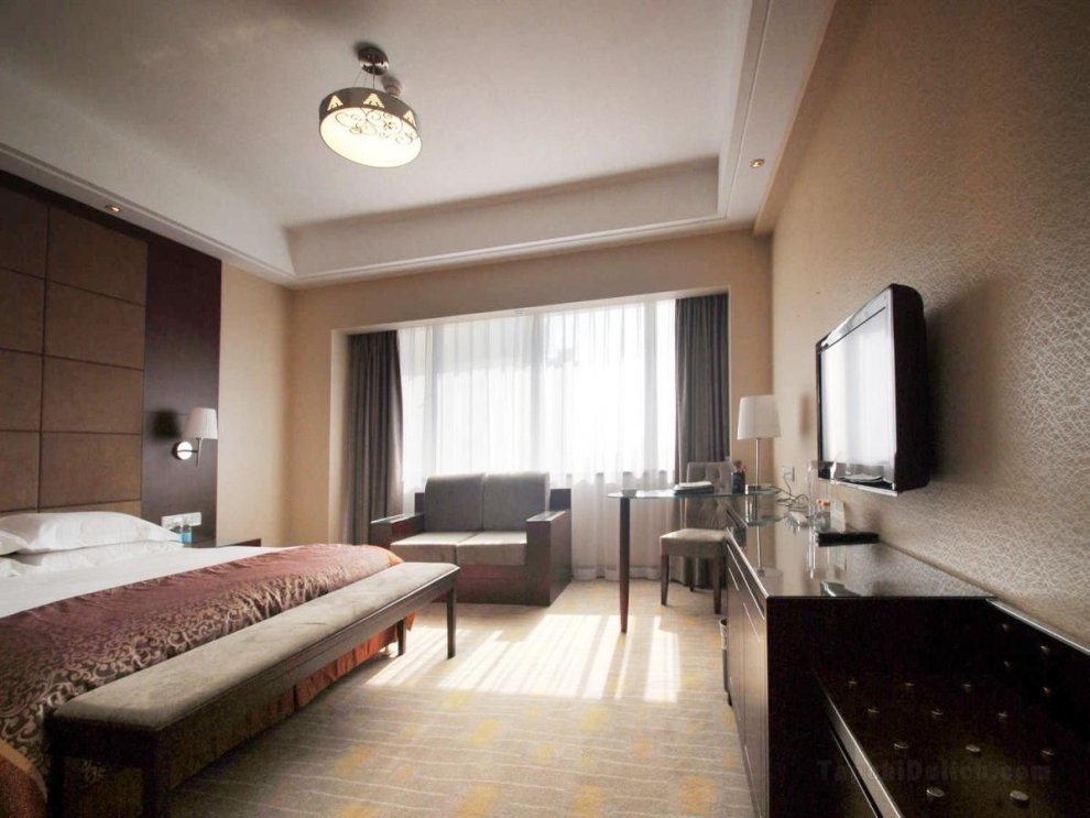 Qingdao Litian Hotel