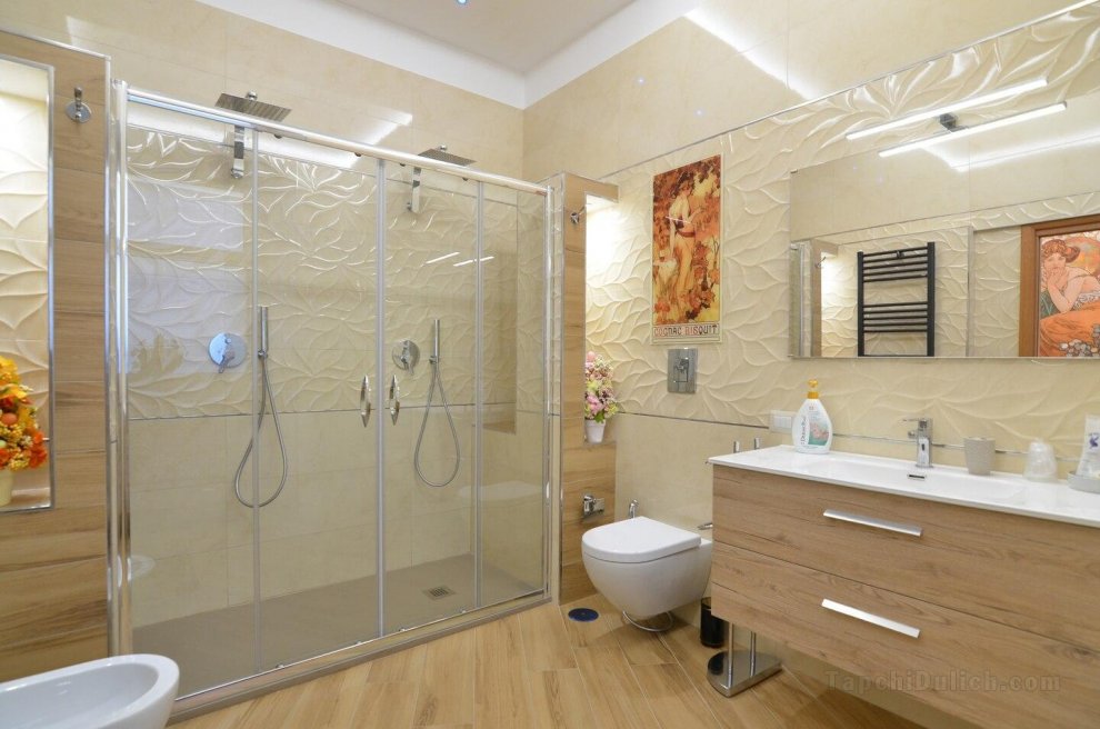 135平方米2臥室公寓 (卡塞塔市中心) - 有2間私人浴室