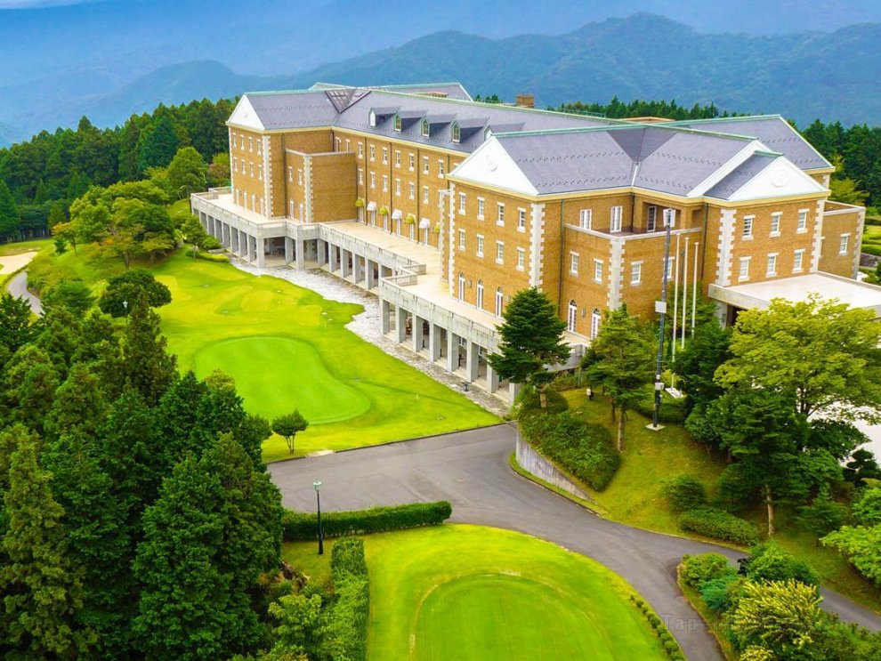 Khách sạn Yugashima Golf Club Resort