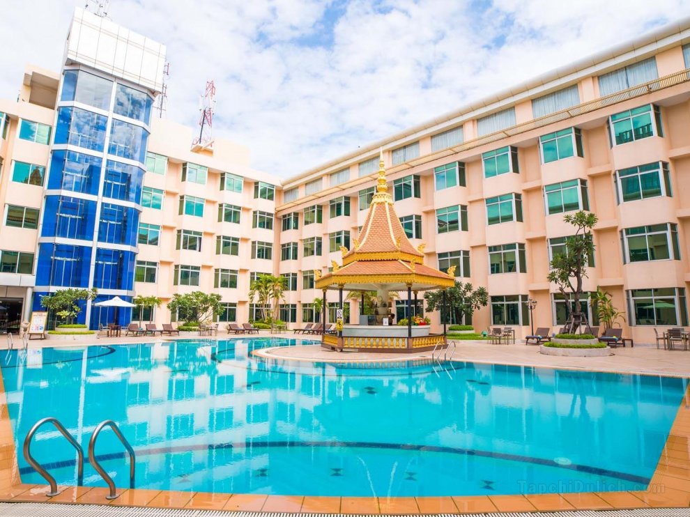 Khách sạn Phnom Penh