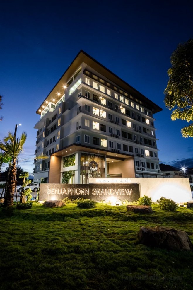 Khách sạn Benjaphorn Grandview