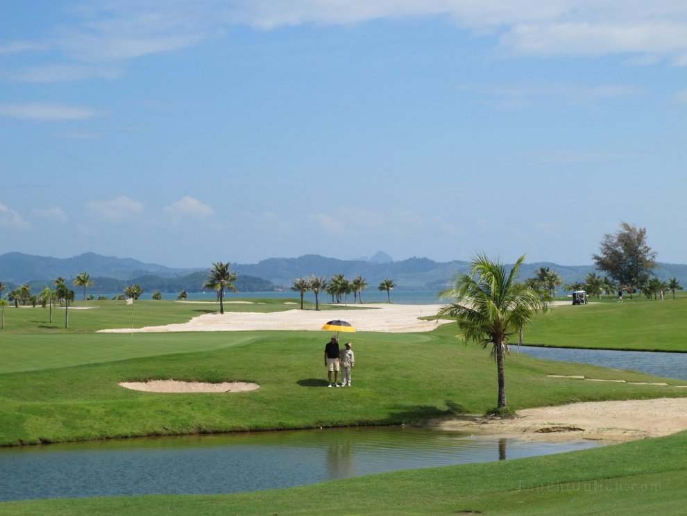 Mission Hills Phuket Golf Resort (SHA Plus+)
