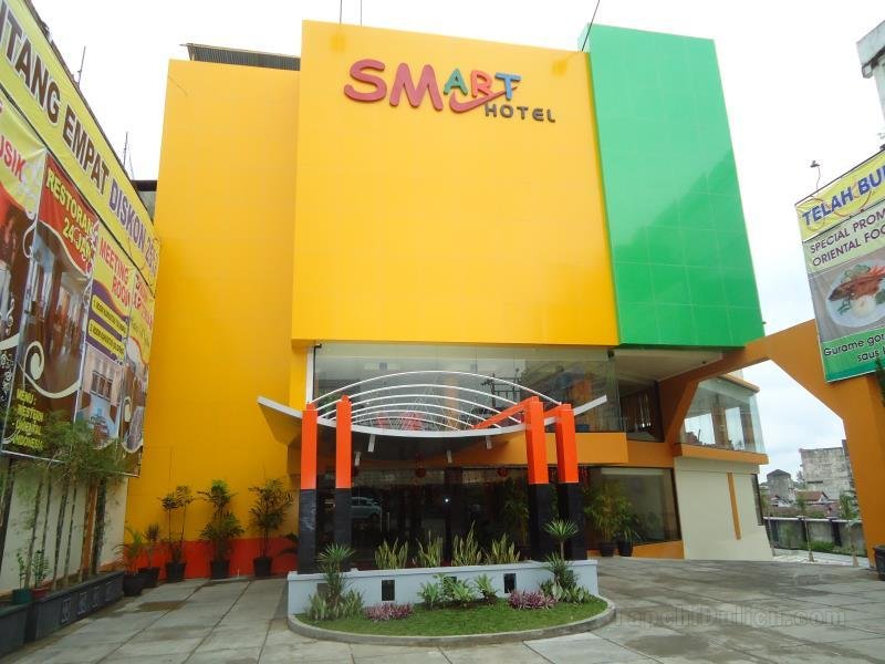 Khách sạn Smart