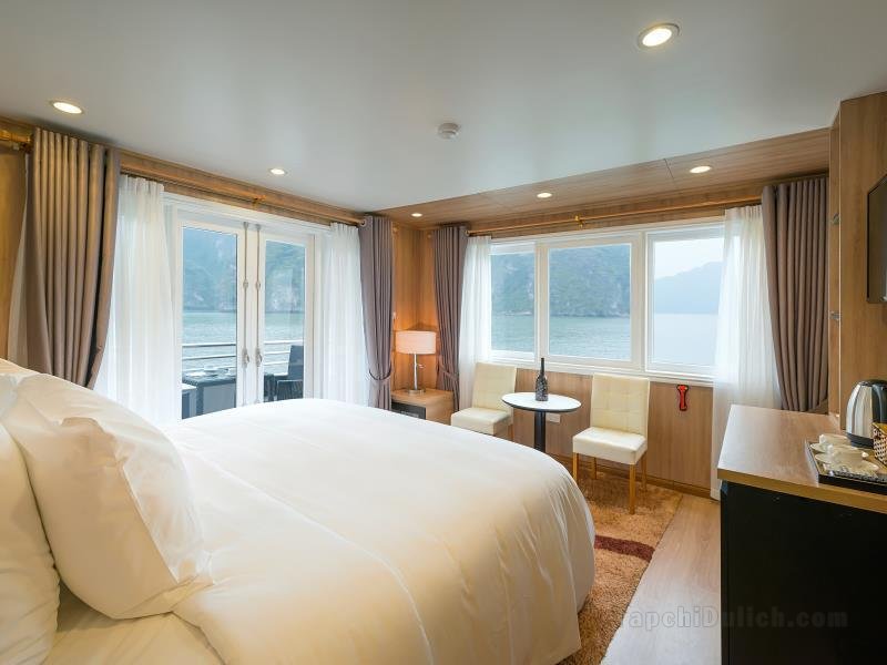 La Vela Premium Cruise Managed by Paradise Cruises