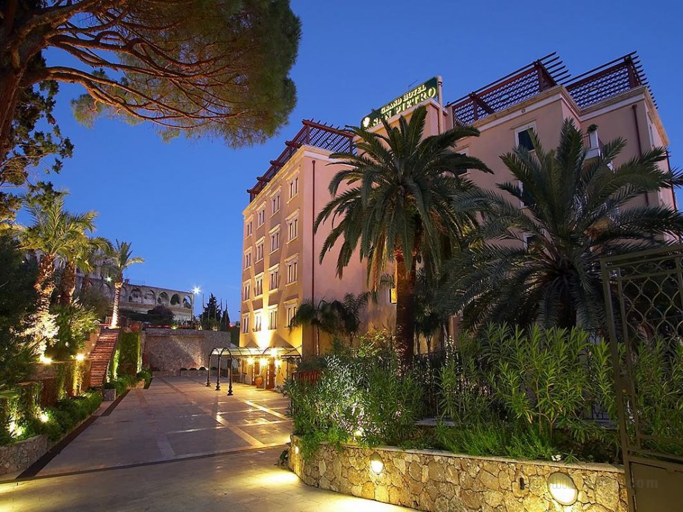 Khách sạn Grand San Pietro Relais & Chateaux