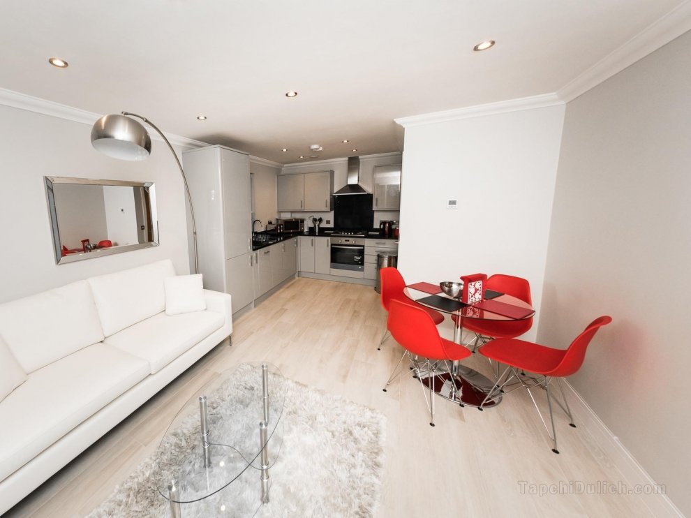 Malthouse Court (Kennet Serviced Apartments)