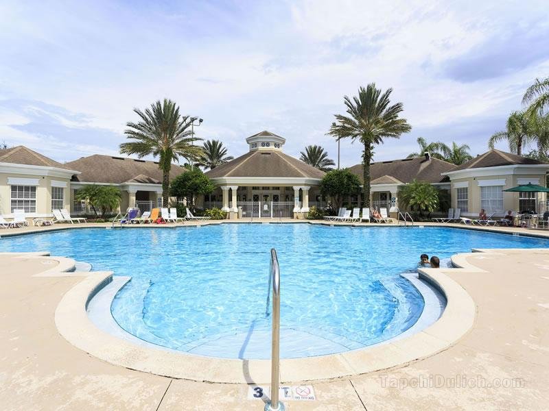 Windsor Palms Resort by Global Resort Homes