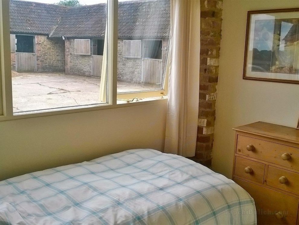 Battens Farm Cottages - B&B and Self-Catering Accommodation