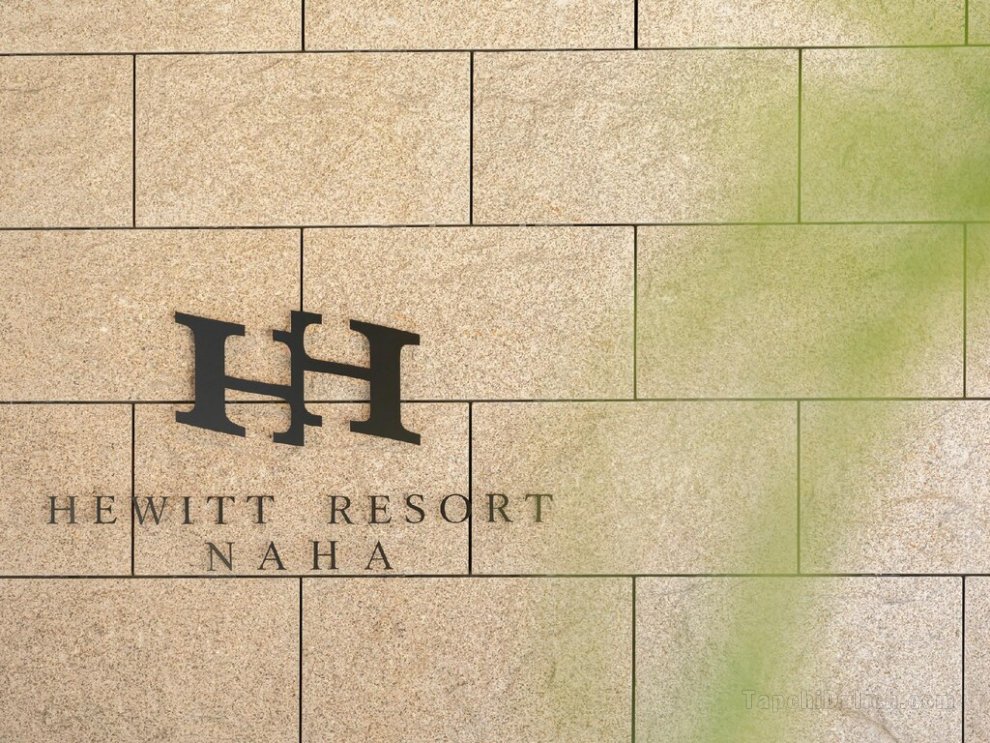Hewitt Resort Naha