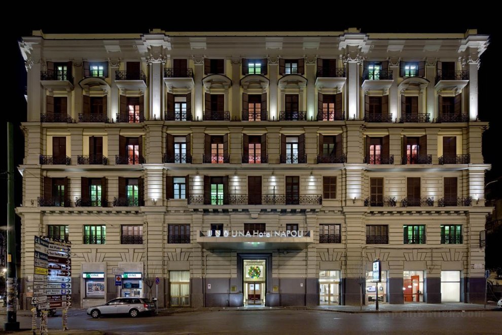 Khách sạn UNAS Napoli
