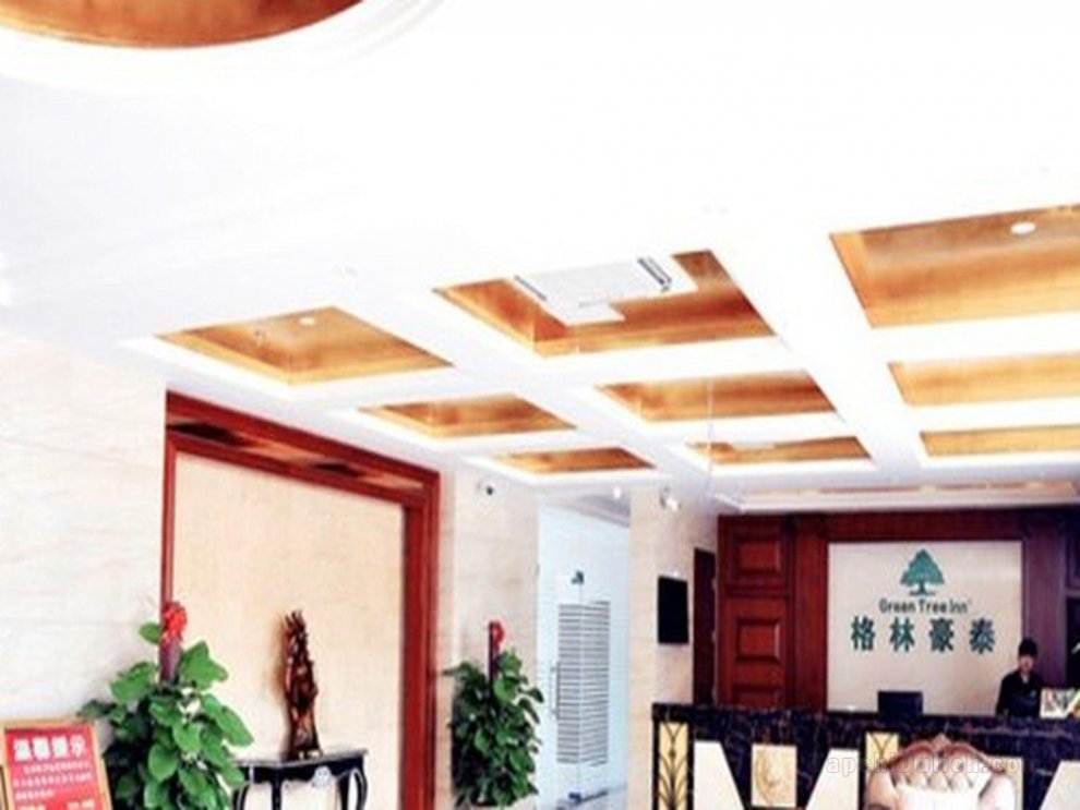 Khách sạn GreenTree Inn Ganzhou Sankang Temple DaRunFa Express