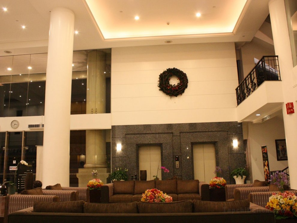 Hotel Supreme Convention Plaza