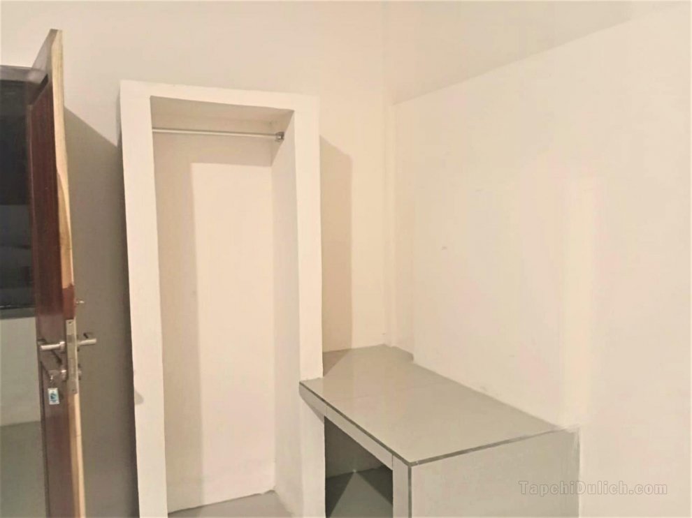 400平方米10臥室公寓 (卡朗圖里) - 有1間私人浴室