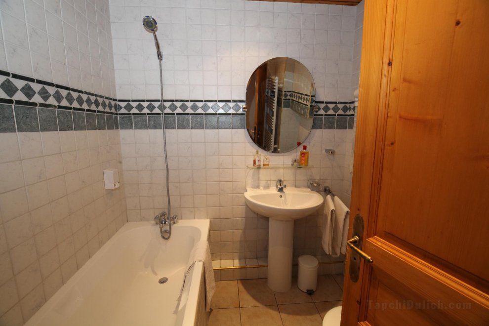 Chalets of Ibex - Beautiful apartment Marmotte for up to 6 people