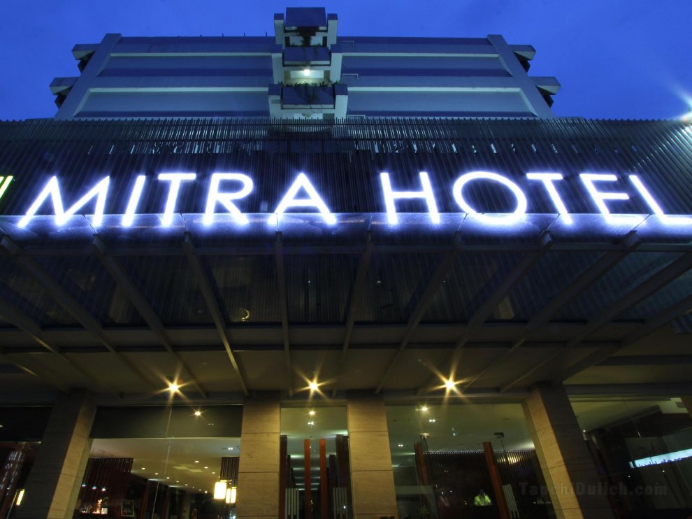 Khách sạn Mitra Bandung
