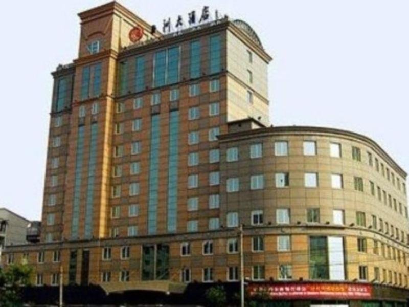 Khách sạn Datong Continental