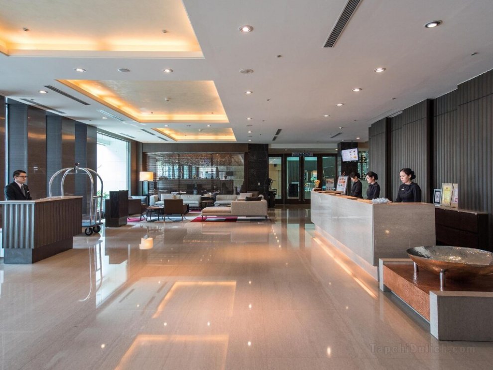 Taipung Suites Hotel