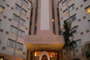 Khách sạn Safari Court
