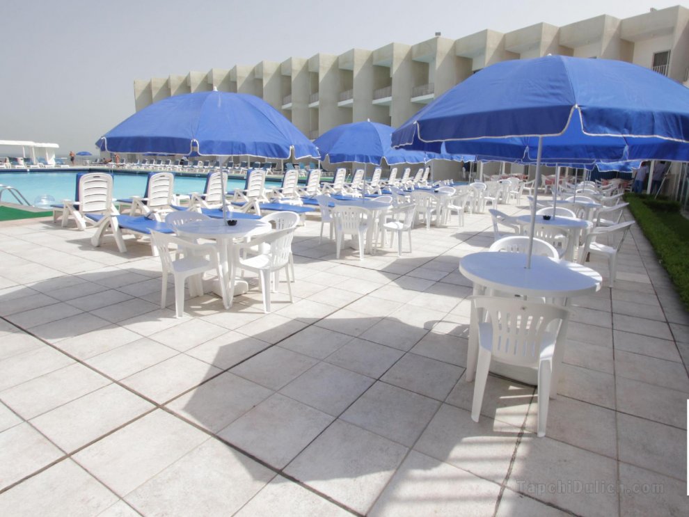 Khách sạn Beach Sharjah