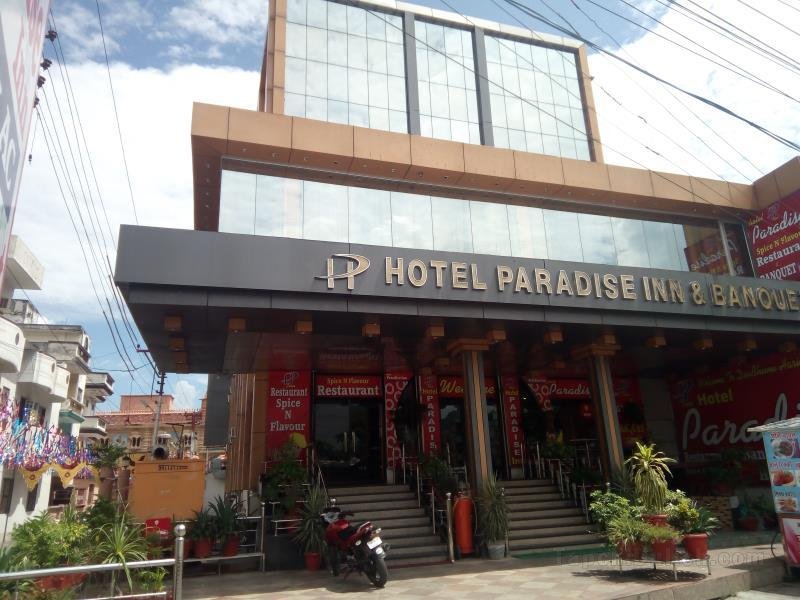 Khách sạn Paradise Inn