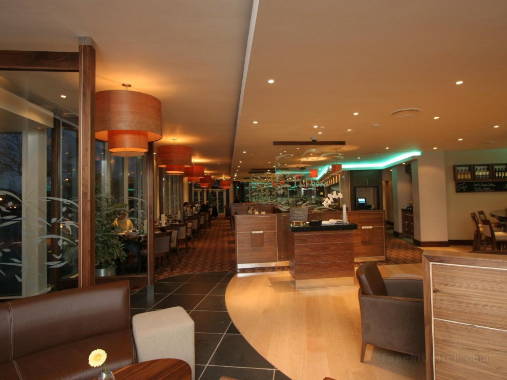 Khách sạn Future Inn Plymouth