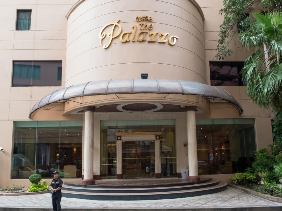 Khách sạn Palazzo (SHA Extra Plus)