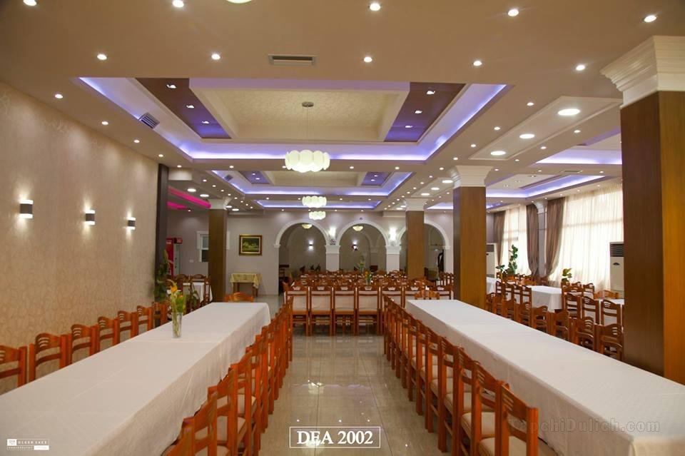Khách sạn Dea 2002