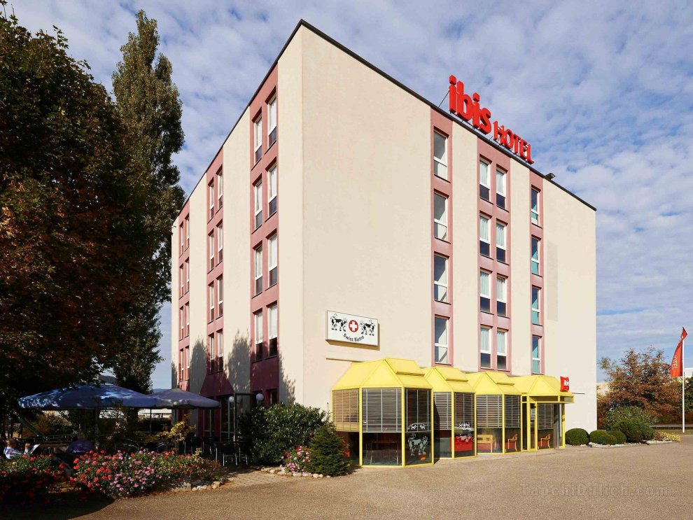 Khách sạn Ibis Rothrist Olten