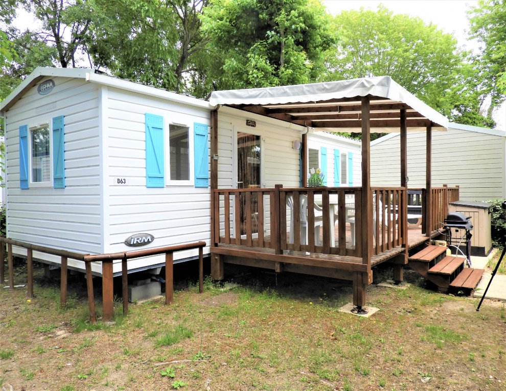 Entire house - 2 bedroom mobile home