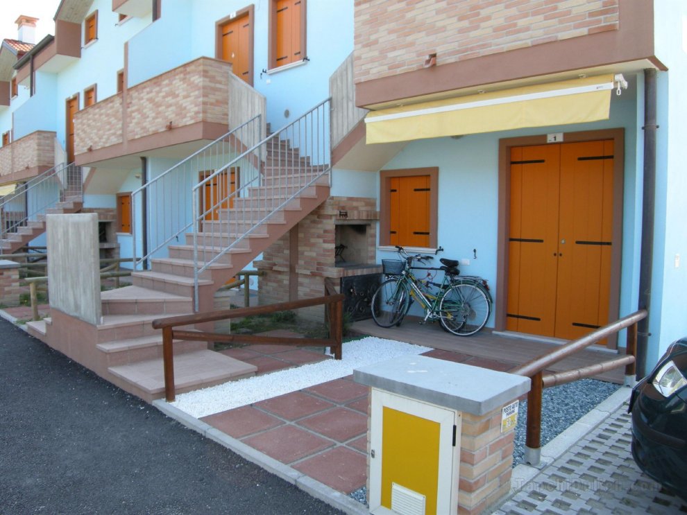 Appartamento con due Camere in Residence con Piscina a Rosolina Mare