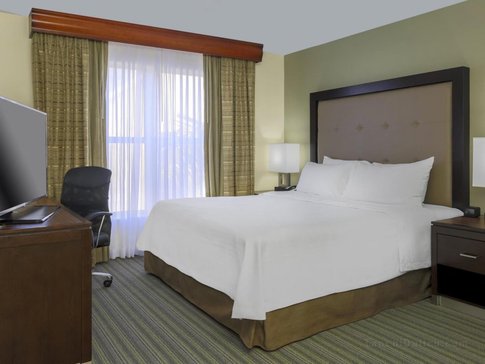 Homewood Suites By Hilton Clearwater Hotel