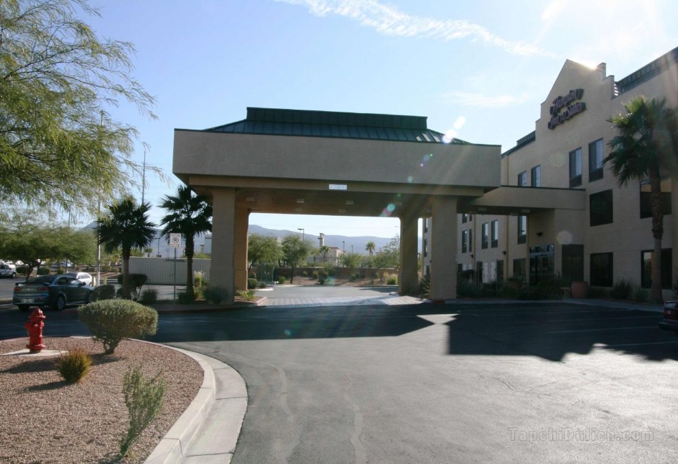 Hampton Inn and Suites Las Vegas Henderson