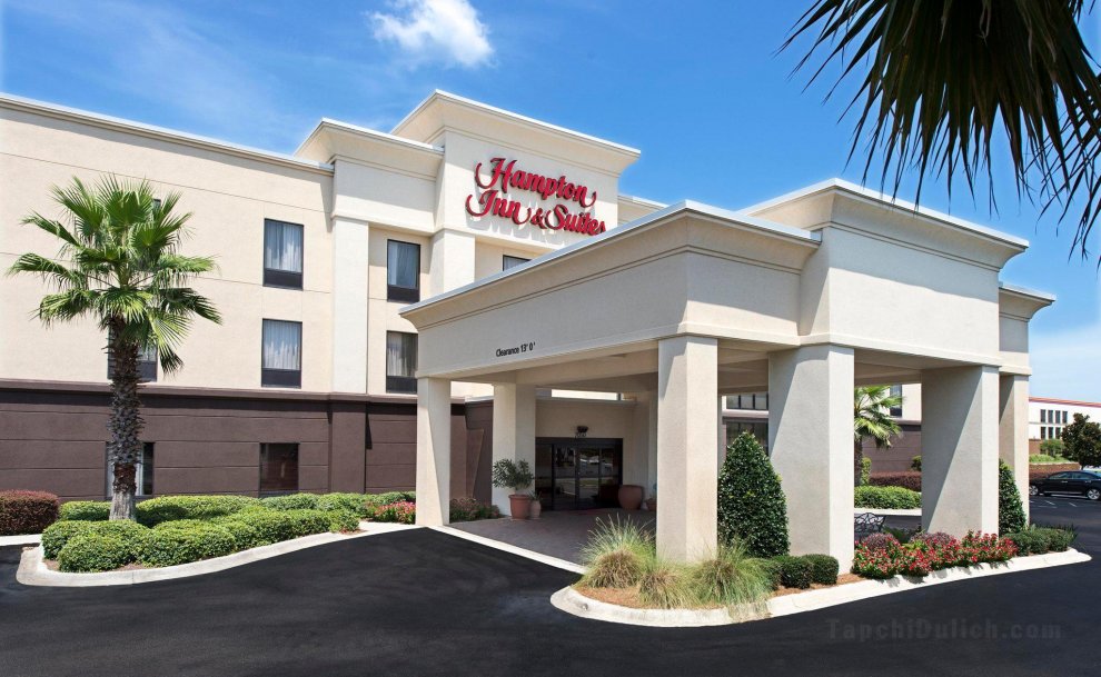 Hampton Inn & Suites Pensacola University Mall