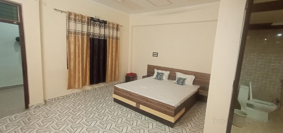 Hotel Dhyanvi Comfort