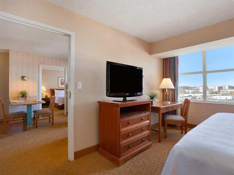 Homewood Suites by Hilton Falls Church - I-495 @ Rt. 50
