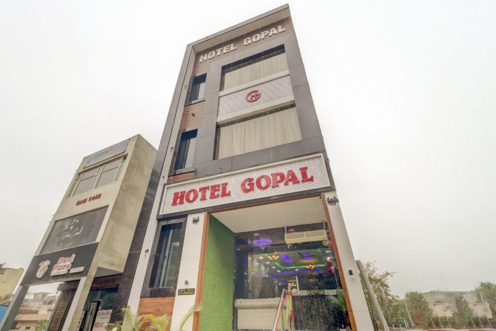 Khách sạn Capital O 77806 Gopal