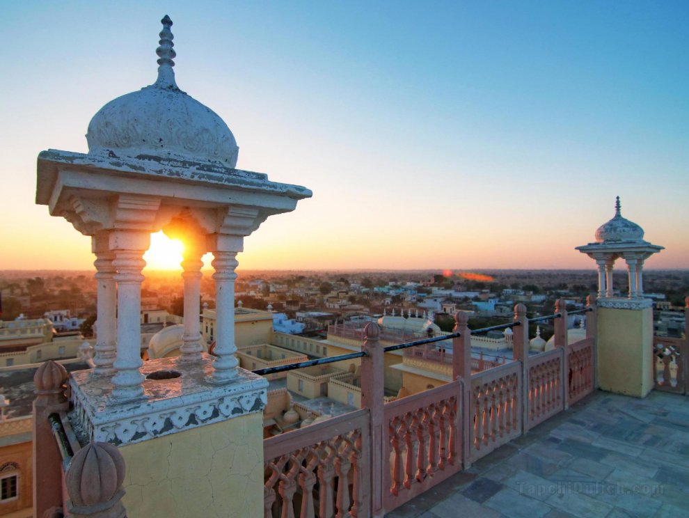 Khách sạn Alsisar Mahal – A Heritage