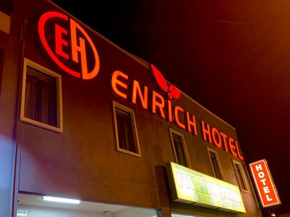 Khách sạn Enrich Shah Alam