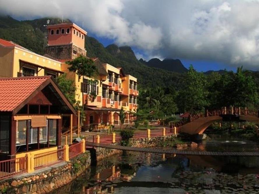 Khách sạn Geopark Oriental Village