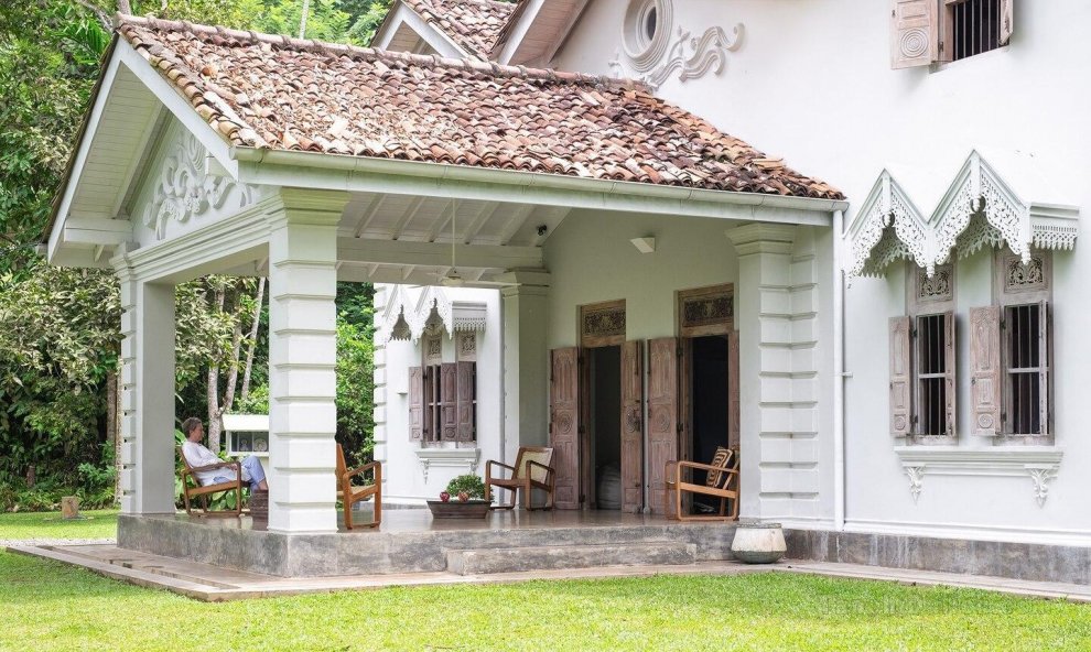 Siri Wedamadura by Colonial Villas in Sri Lanka